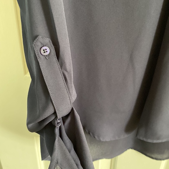 Heartloom navy blouse size medium. NWT - Picture 5 of 8